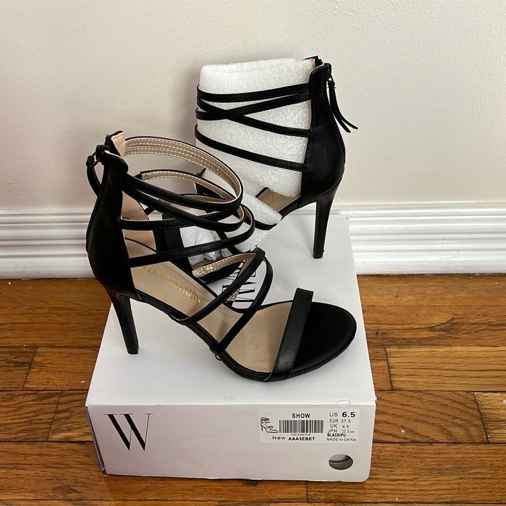 Dream Pairs Women’s Show Heels Dressy Shoes Sz: 6.5 NWT